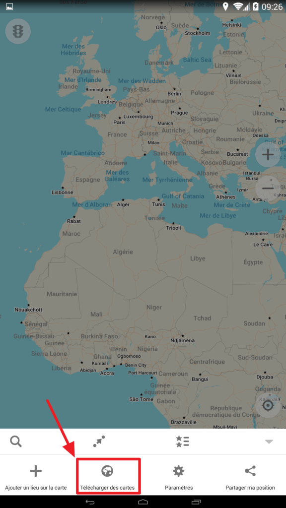 Capture d'écran de l'application Maps.me : bouton télécharger des cartes.
